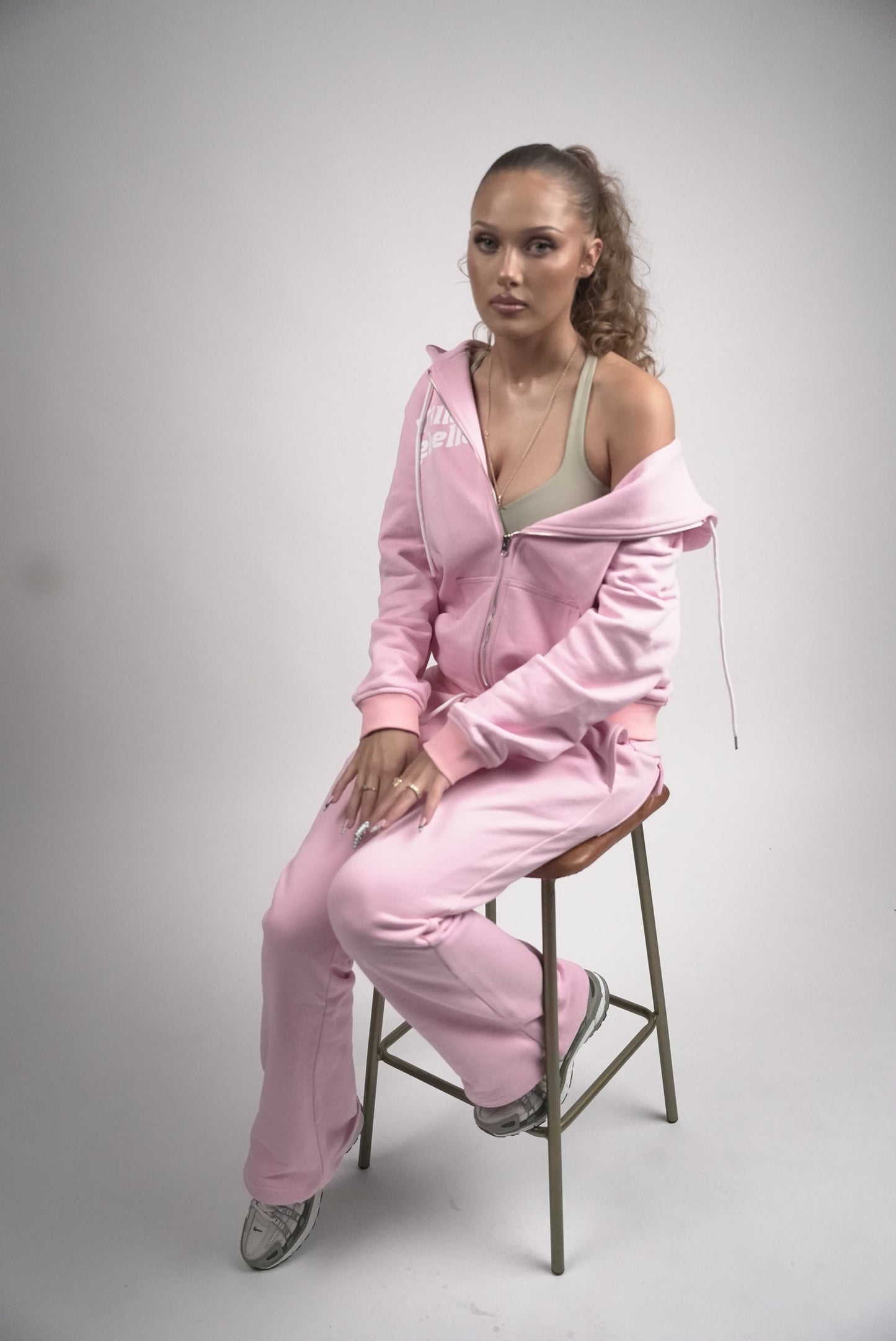 Ville Rebelle Female Pink Hoodie